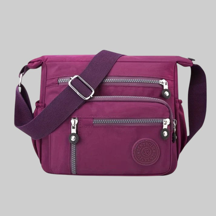 JAGODA | ŠTÝLOVÁ CROSSBODY TAŠKA